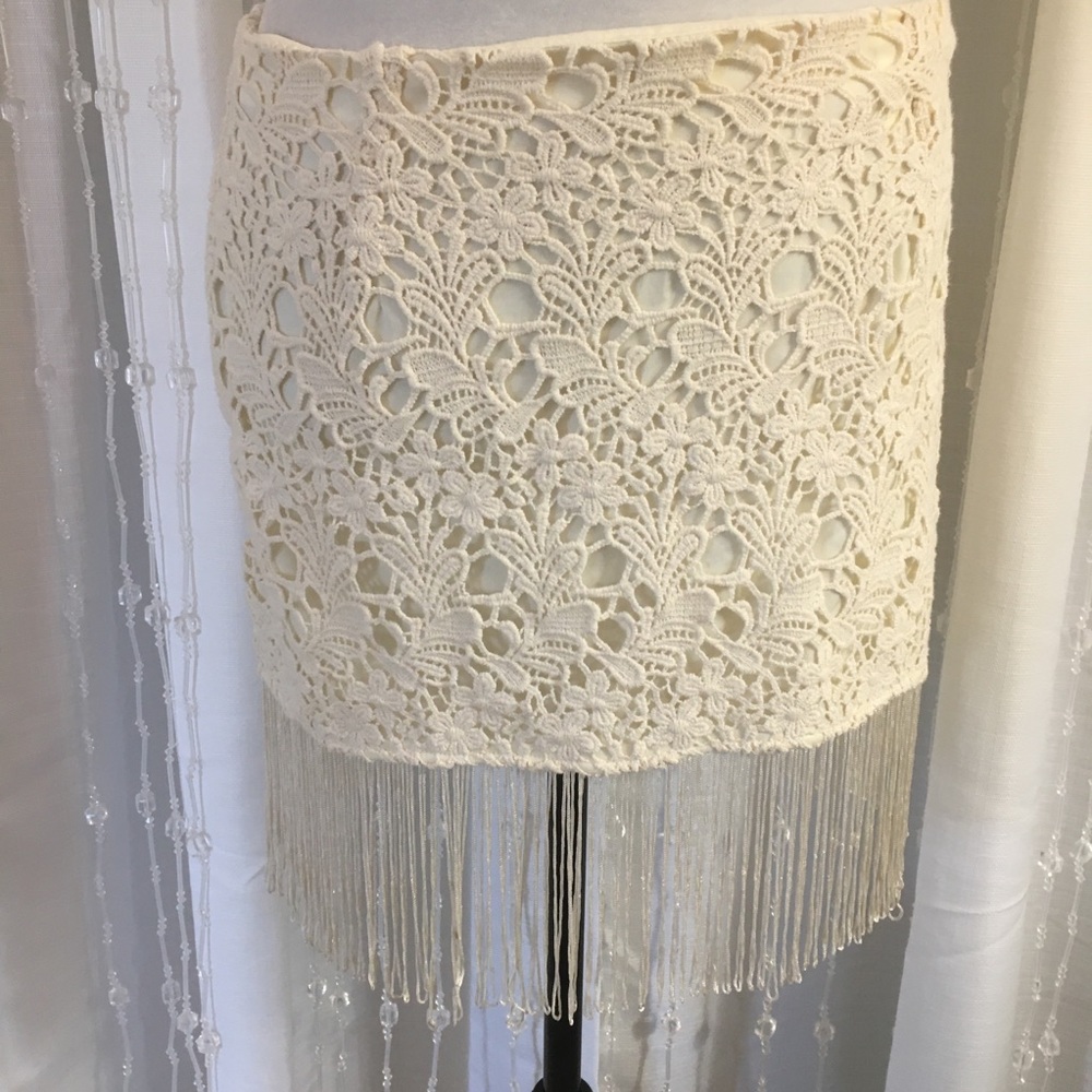 Mustard Seed Ivory Lace/Fringe Skirt - size M - Picture 3 of 8